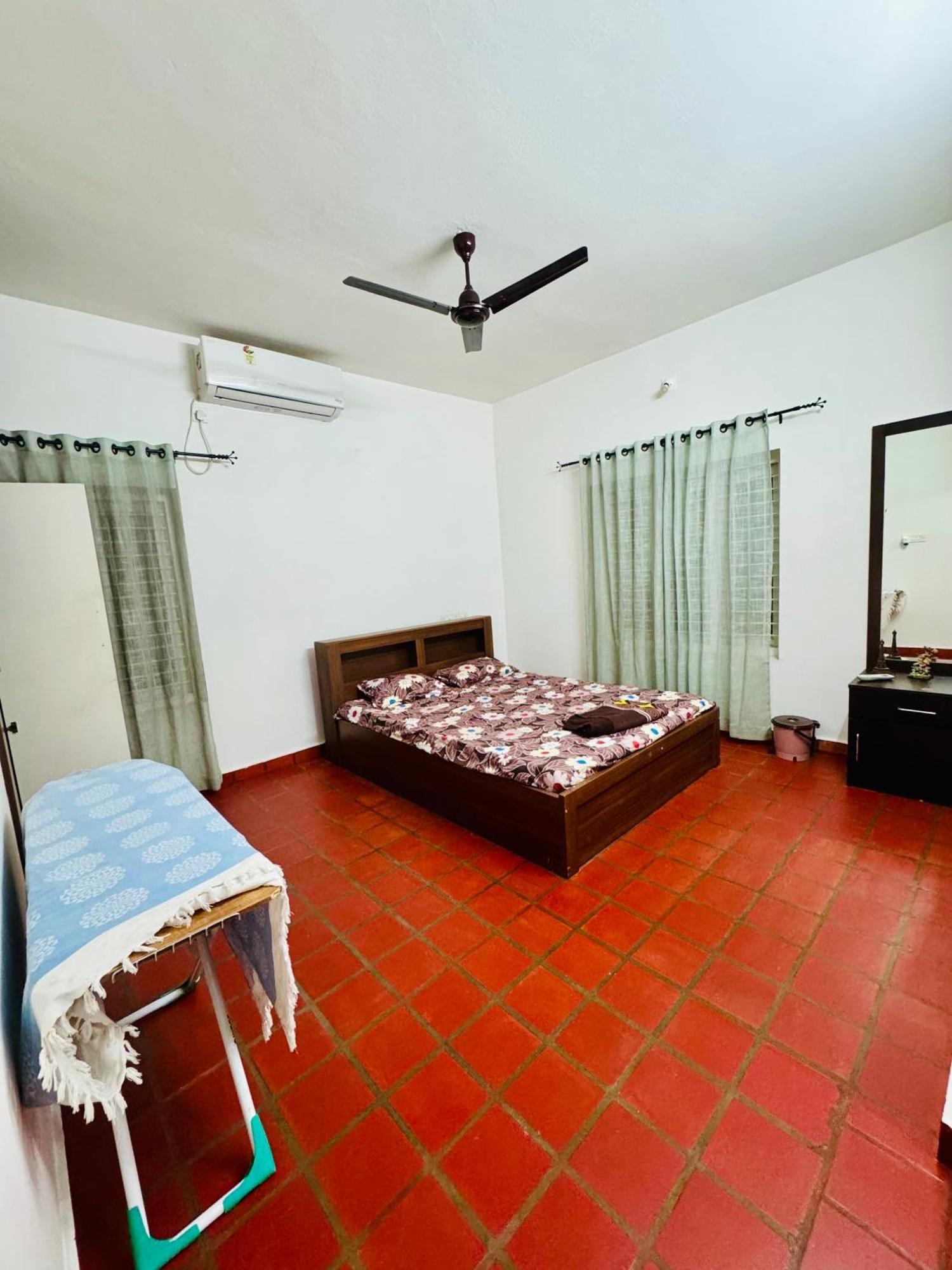 Villa Harmony Nest, Akkulam Thiruvananthapuram Exterior foto